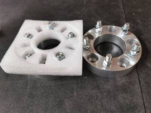 lot 6036 image: Unknown Car Part Stainless Steel 2pc v6.5W