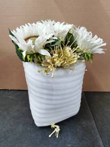 lot 6054 image: 30IN Sorghum Harvest Artificial Flower Set