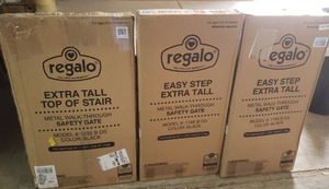 lot 10429 image: Set Of 3 Regalo Metal Walk Through Safety Gates