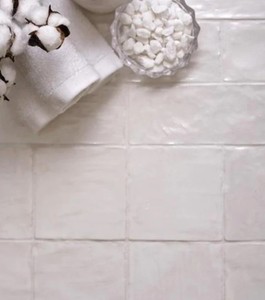 lot 3125 image: 200 Tiles Total Equipe Mallorca White Tiles 10x10cm Each Tile