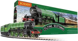 lot 7882 image: Hornby The Flying Scotsman A1Class 4472 OO Electric Model Train Set HO Track with US Power Supply R1255M , Green