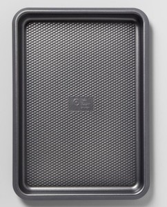 lot 10363 image: Made By Design 10x15 Warp Resistant Cookie Sheet