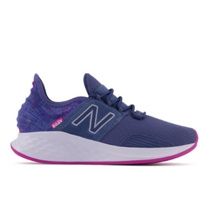 lot 2198 image: New Balance Tennis Shoes for Women - Size 10.5 - Purple