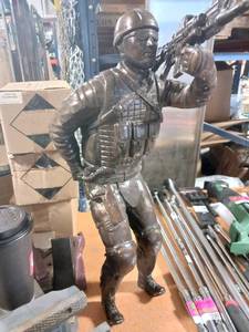 lot 5087 image: Large Metal Army Man
