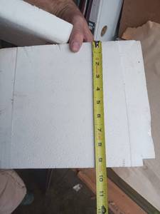 lot 5164 image: Aprox 250-300. 2�� thick foam insulating blocks, perfect for insulating rim joists, etc