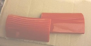 lot 5250 image: 2 cases of Rubbermaid hardware