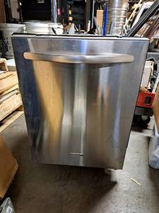 lot 5118 image: Kitchen Aid Dishwasher