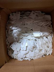 lot 5158 image: Case of Clips