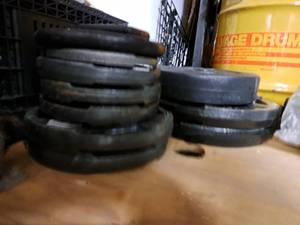 lot 5223 image: Assortment of Different Weights - 5lb-25lb