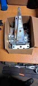 lot 32456 image: Door Hinges