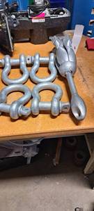 lot 32474 image: WLL 12T 1 14 Shackle D Ring