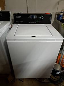 lot 5396 image: New Maytag commercial washer washing machine