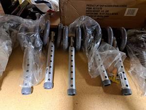 lot 5463 image: Lot of Medical Chair Legs