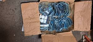 lot 5467 image: Lot of Electrical Fitting Univeral Strut Clamps