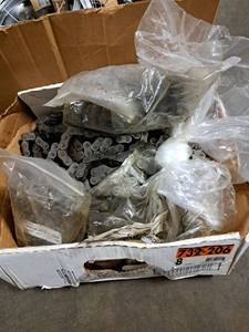 lot 7009 image: Lot of Chains