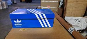 lot 8009 image: adidas Seeley Skate Shoe - Mens CardinalCollegiate NavyGum, 8.0