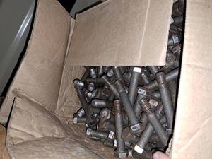 lot 32477 image: box of 200 12-13 x 3�� structural bolts American made