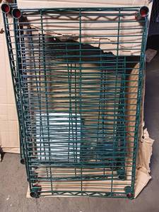lot 5327 image: Green Metro Rack - Refridgerant Wire Racks