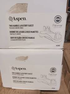 lot 5333 image: Lot of 2 Bathroom Faucets