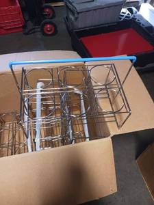 lot 5334 image: Case of 6 hole bottle carriers