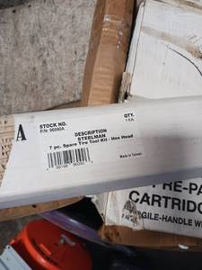lot 5378 image: 7 piece Spare Tire Tool Kit