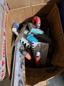 lot 6623 image: Box of Sheetrock Finishing Tools