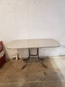 lot 8674 image: retro oval table wdrop sides