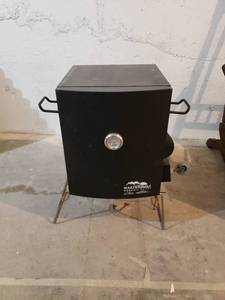 lot 8687 image: masterbilt signature series smoker