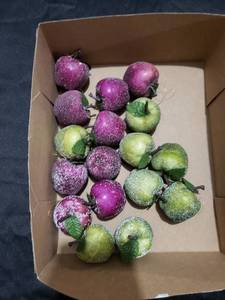 lot 8706 image: lot of glittery apple ornaments