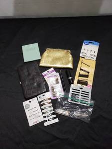 lot 8716 image: lot of beauty stuff