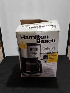 lot 8735 image: Hamilton Beach cafeteria Coffee maker never used