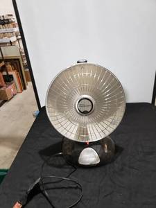 lot 8763 image: presto heater works good