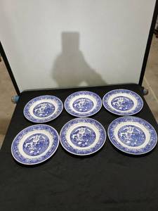 lot 8805 image: set 6 blue willow dinner plates