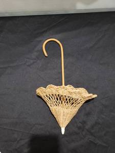 lot 8837 image: Wicker umbrella wall pocket