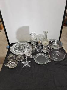 lot 8883 image: lot of crystalclear glass
