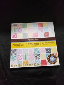 lot 8917 image: 180 sheet book of scrapbook paper