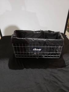lot 8979 image: drive carry basket