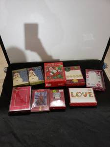 lot 8992 image: lot of pkgd Christmas cards
