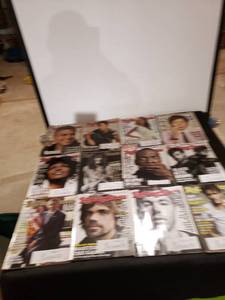 lot 9000 image: lot of rolling stone magazines