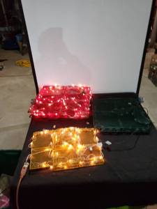 lot 9181 image: set 3 lighted presents