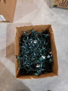 lot 9187 image: lot of Christmas lights