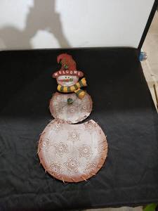 lot 9188 image: metal snowman decor
