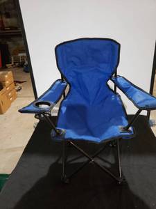 lot 9224 image: blue childs folding chair