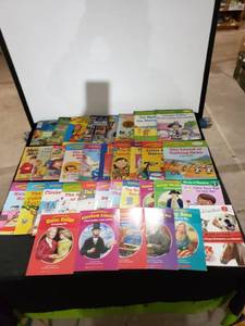 lot 9256 image: lot of learning books