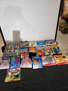 lot 9268 image: lot of Kids cardboard books