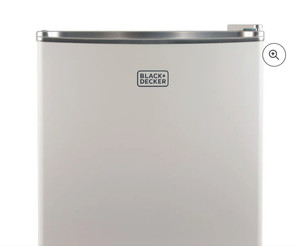 lot 1100166 image: BLACKDECKER BCRK17W Compact Refrigerator Energy Star Single Door Mini Fridge with Freezer, 1.7 Cubic Ft., White