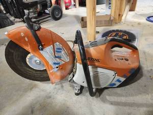 lot 29836 image: STIHL TS 410, 420 Cut off Machine with Extra Wheels