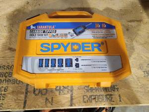 lot 29844 image: 9pc Tarantula Carbide Tipped Hole Saw Kit