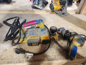 lot 29849 image: Dewalt D26676 Planer and Wagner Heat Gun