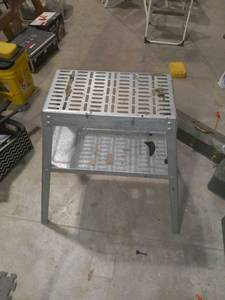 lot 29863 image: tool stand benchtop